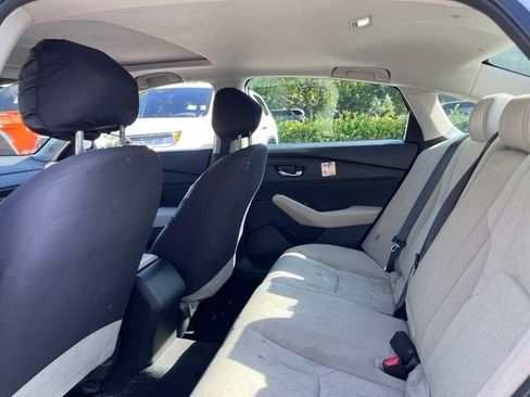 Used 2024 Honda Accord SE image 9