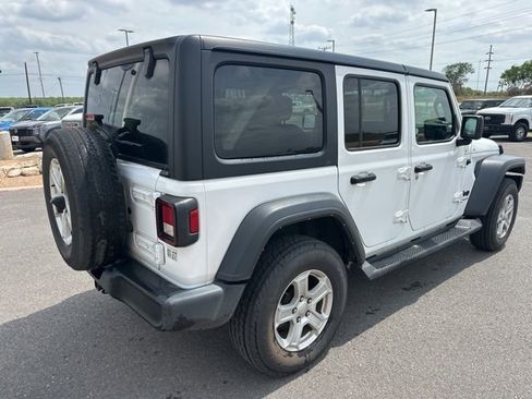 Used 2023 Jeep Wrangler Sport S image 3