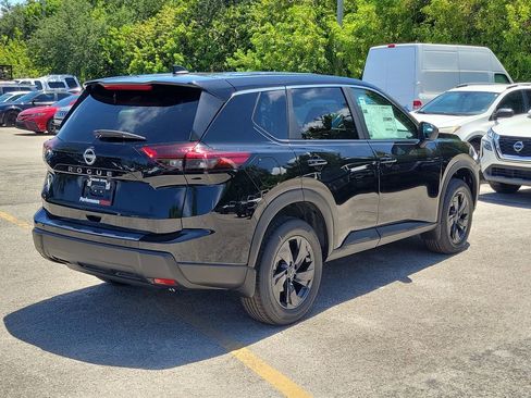 New 2026 Nissan Rogue SV FWD image 7