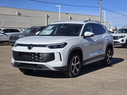 New 2026 Volkswagen Tiguan SE