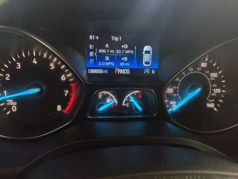 Used 2017 Ford Escape SE AWD/4WD image 23