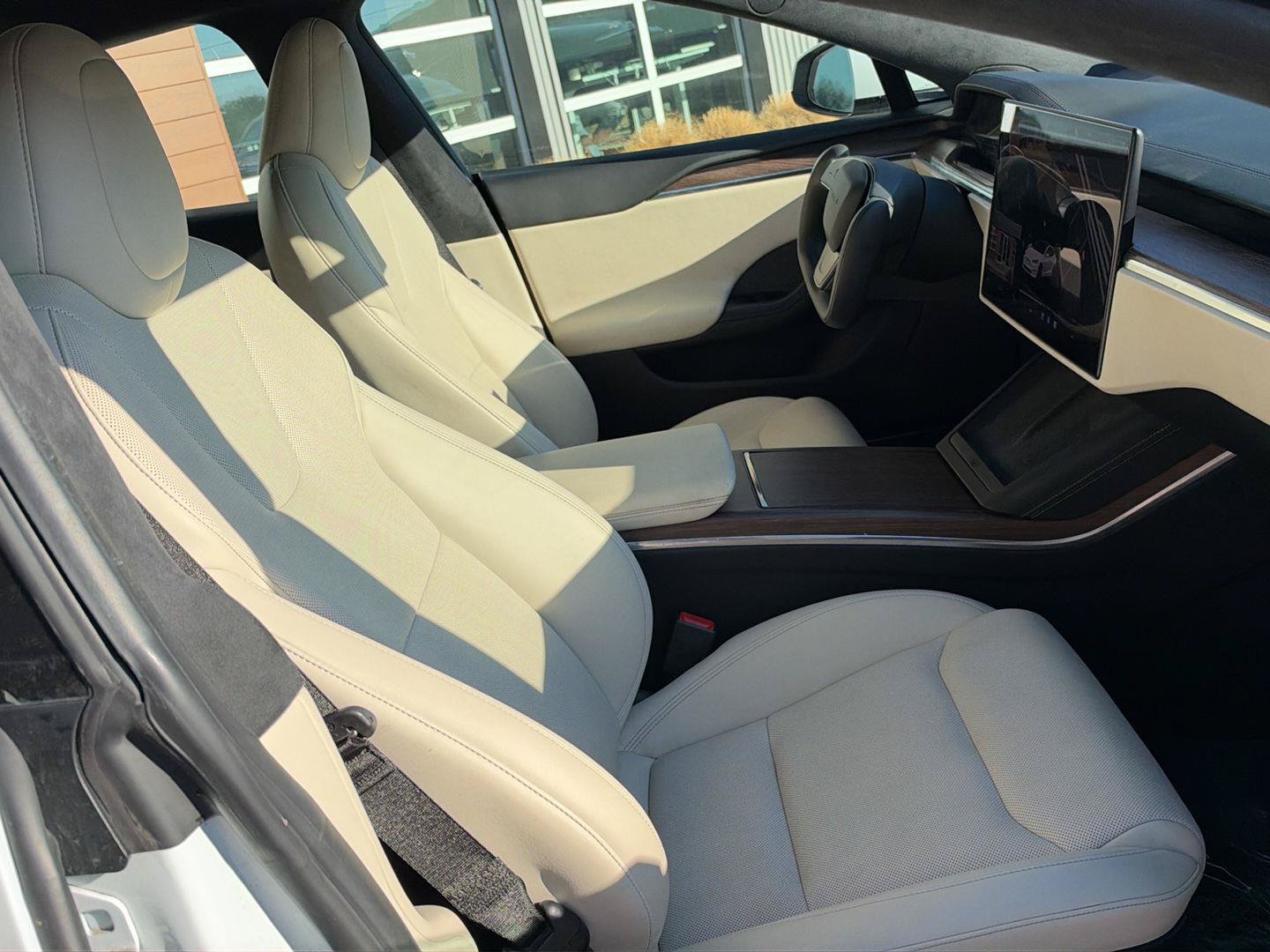 Used 2022 Tesla Model S AWD/4WD image 12