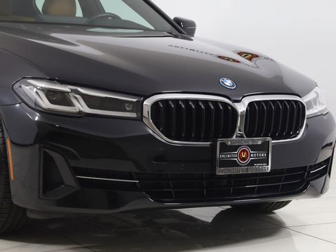 Used 2023 BMW 530e xDrive w/ Premium Package AWD/4WD image 45