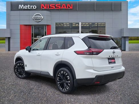 New 2026 Nissan Rogue SV image 4