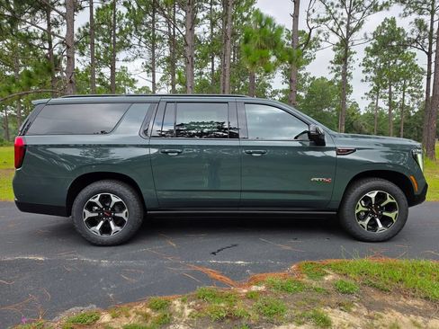 New 2026 GMC Yukon XL AT4 Ultimate AWD/4WD image 6