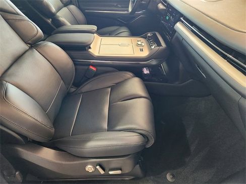 New 2025 Lincoln Navigator Reserve w/ Jet Appearance Package image 12