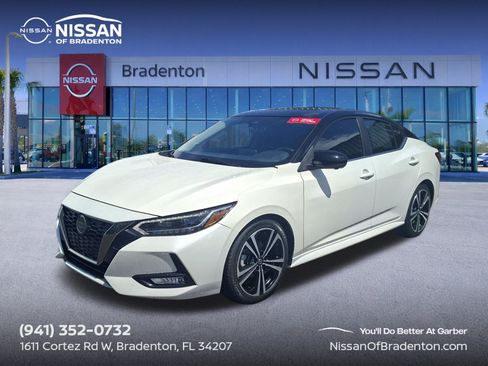 Used 2023 Nissan Sentra SR w/ SR Premium Package FWD image 1