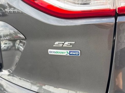 Used 2015 Ford Escape SE w/ Equipment Group 201A AWD/4WD image 10