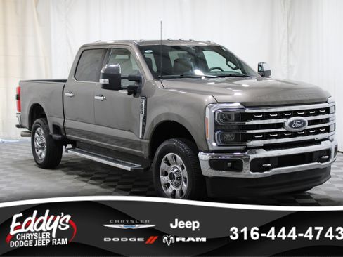 Used 2023 Ford F250 Lariat w/ Chrome Package image 1