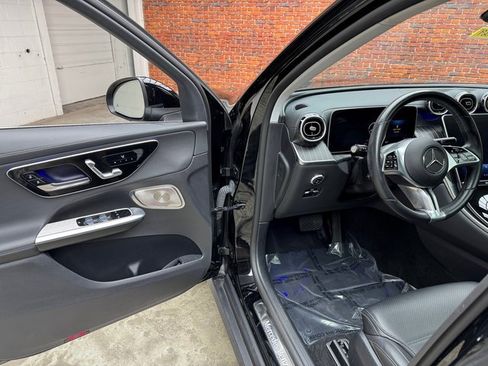 Certified 2023 Mercedes-Benz GLC 300 GLC 300 image 9