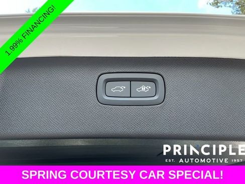 New 2026 Volvo XC90 B6 Plus w/ Protection Package Premier AWD/4WD image 34