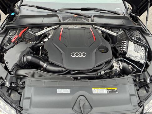 Used 2022 Audi S4 Premium Plus w/ Premium Plus Package image 20