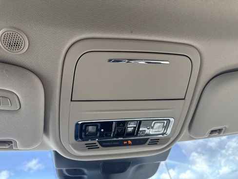 Used 2023 Lincoln Aviator 2WD w/ Premium Package image 10