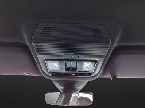 New 2026 Volkswagen Atlas Cross Sport SEL R-Line image 40