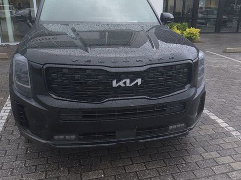 Used 2022 Kia Telluride SX w/ SX Prestige Package AWD/4WD image 2