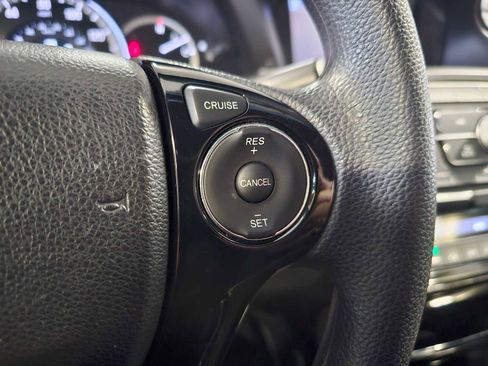Used 2016 Honda Accord LX image 19