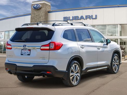 Used 2021 Subaru Ascent Limited w/ Technology Package image 4