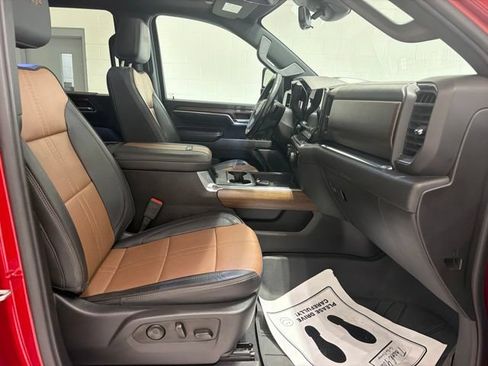 Certified 2024 Chevrolet Silverado 2500 High Country w/ High Country Premium Package AWD/4WD image 12
