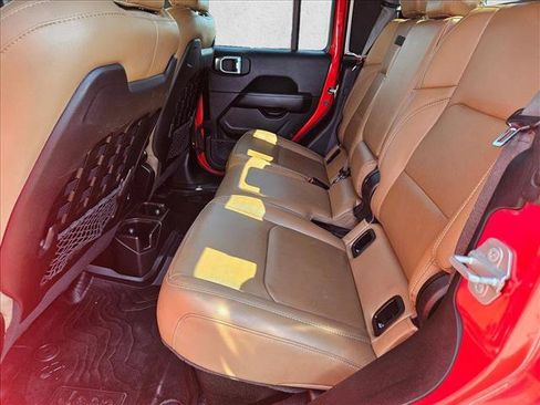 Used 2020 Jeep Gladiator Rubicon AWD/4WD image 19