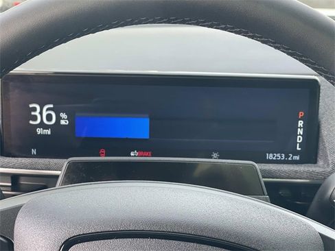 Used 2022 Ford Mustang Mach-E Premium image 19