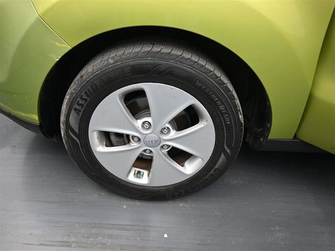 Used 2014 Kia Soul image 16