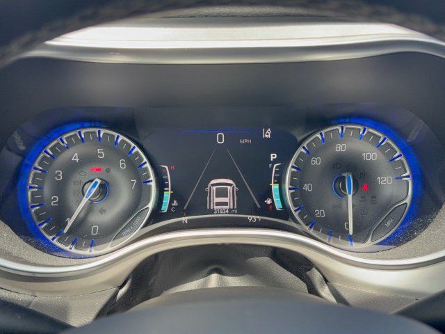 Used 2023 Chrysler Pacifica Limited w/ Uconnect Theater Family Group AWD/4WD image 20