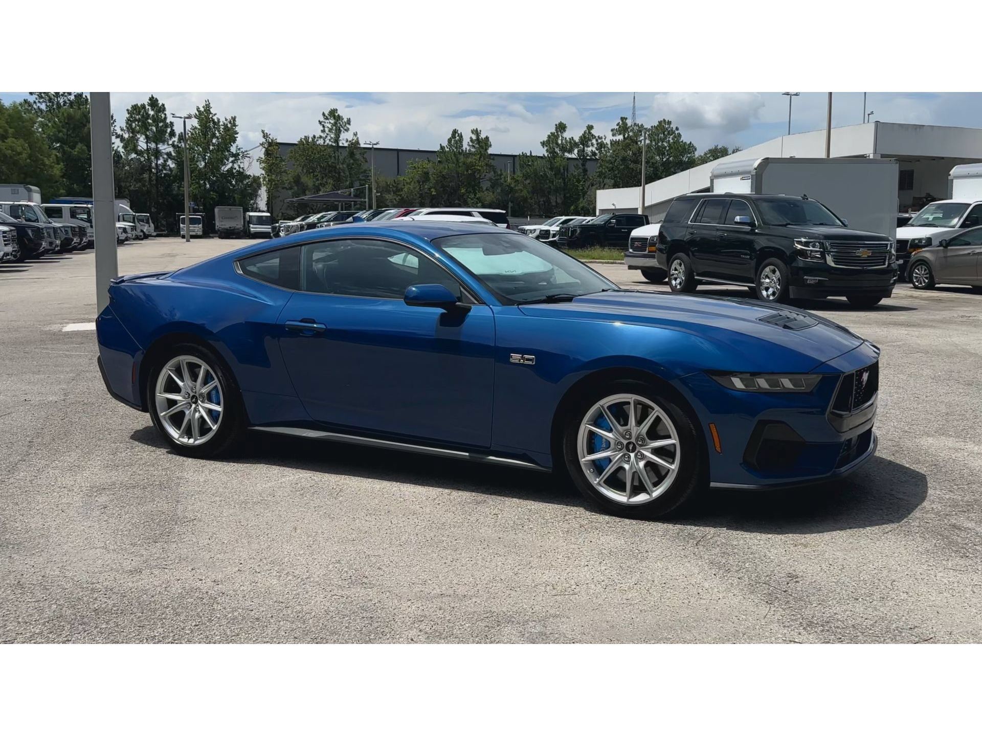 Used 2024 Ford Mustang GT Premium RWD image 2