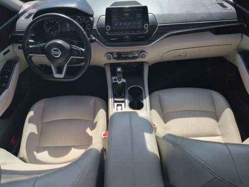 Used 2019 Nissan Altima 2.5 Platinum image 14