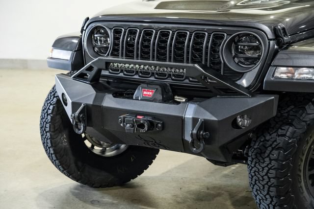 Used 2025 Jeep Gladiator Sport AWD/4WD image 22