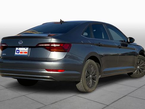 Used 2019 Volkswagen Jetta SEL w/ Cold Weather Package image 12