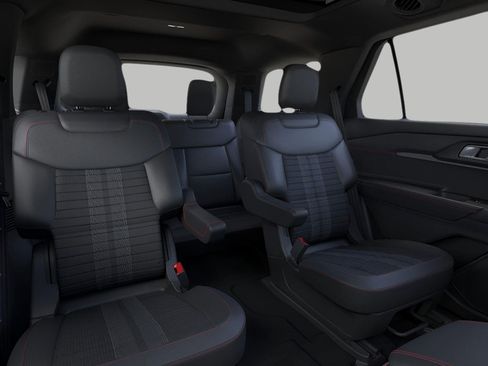 Used 2026 Ford Explorer ST-Line w/ ST-Line Street Pack AWD/4WD image 12