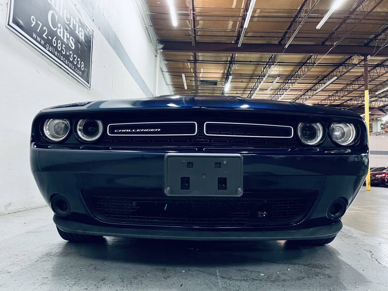 Used 2015 Dodge Challenger SXT RWD image 12