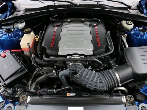 Used 2017 Chevrolet Camaro SS image 32
