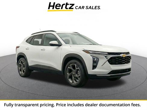 Used 2025 Chevrolet Trax LT w/ LT Convenience Package FWD image 1