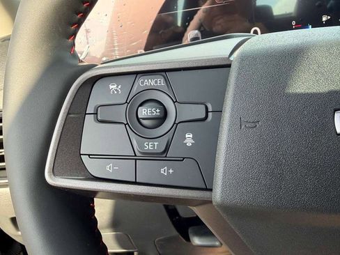 New 2026 Nissan Sentra SR FWD image 15