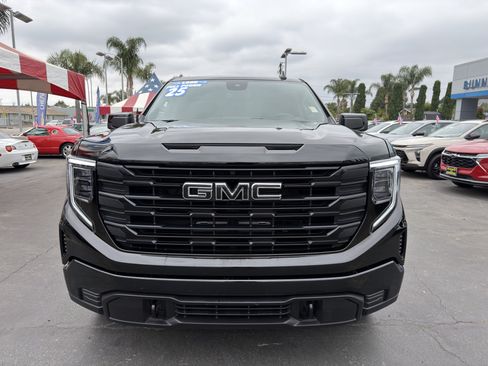 Used 2025 GMC Sierra 1500 Pro w/ Graphite Edition RWD image 46