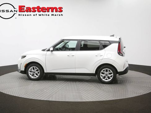 Used 2024 Kia Soul LX w/ Option Group 015 FWD image 59