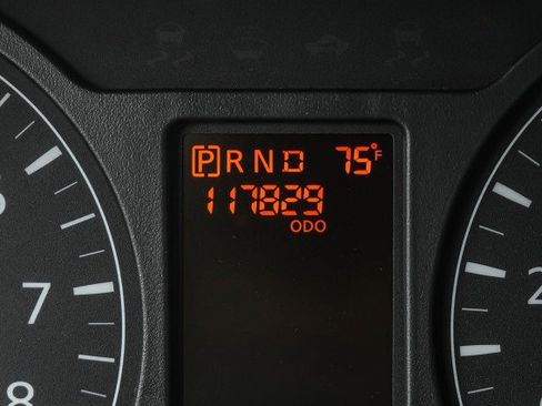 Used 2021 Nissan NV 2500 SV w/ Navigation Package image 25