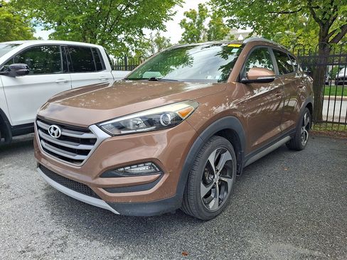 Used 2017 Hyundai Tucson Sport w/ Cargo Package AWD/4WD image 3