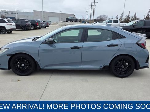 Used 2020 Honda Civic Sport image 2