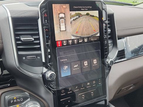 New 2026 RAM 1500 Laramie AWD/4WD image 13