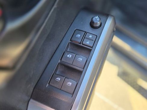 Used 2022 Toyota Tacoma SR5 RWD image 21