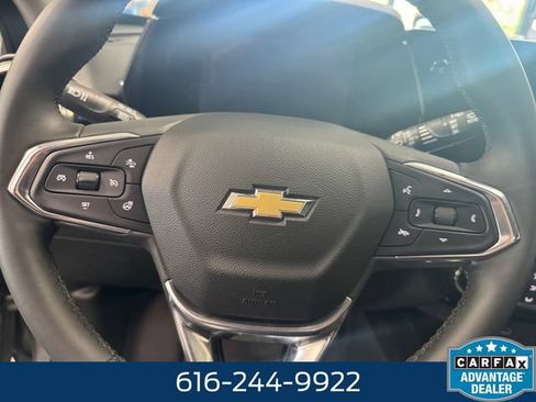Used 2024 Chevrolet Trax LT w/ Driver Confidence Package FWD image 18