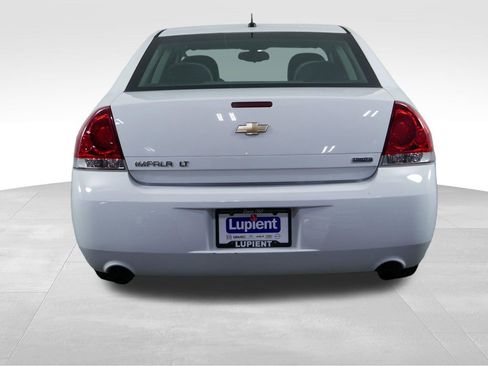 Used 2016 Chevrolet Impala LT FWD image 9