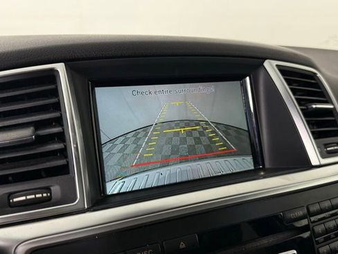 Used 2015 Mercedes-Benz ML 350 4MATIC image 19