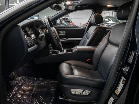 Used 2020 Rolls-Royce Ghost RWD image 51