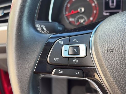 Used 2019 Volkswagen Jetta R-Line w/ R-Line Cold Weather Package FWD image 8
