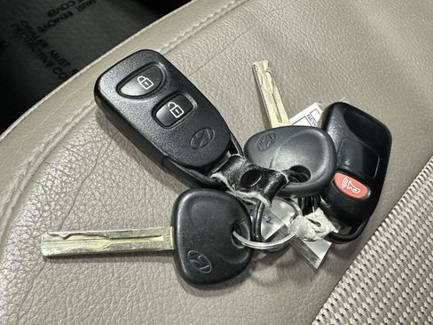 Used 2014 Hyundai Tucson SE image 29