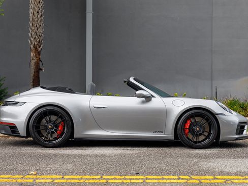 Used 2022 Porsche 911 Carrera GTS RWD image 11