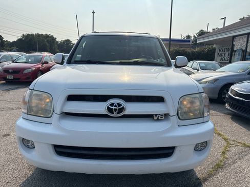 Used 2007 Toyota Sequoia SR5 AWD/4WD image 22